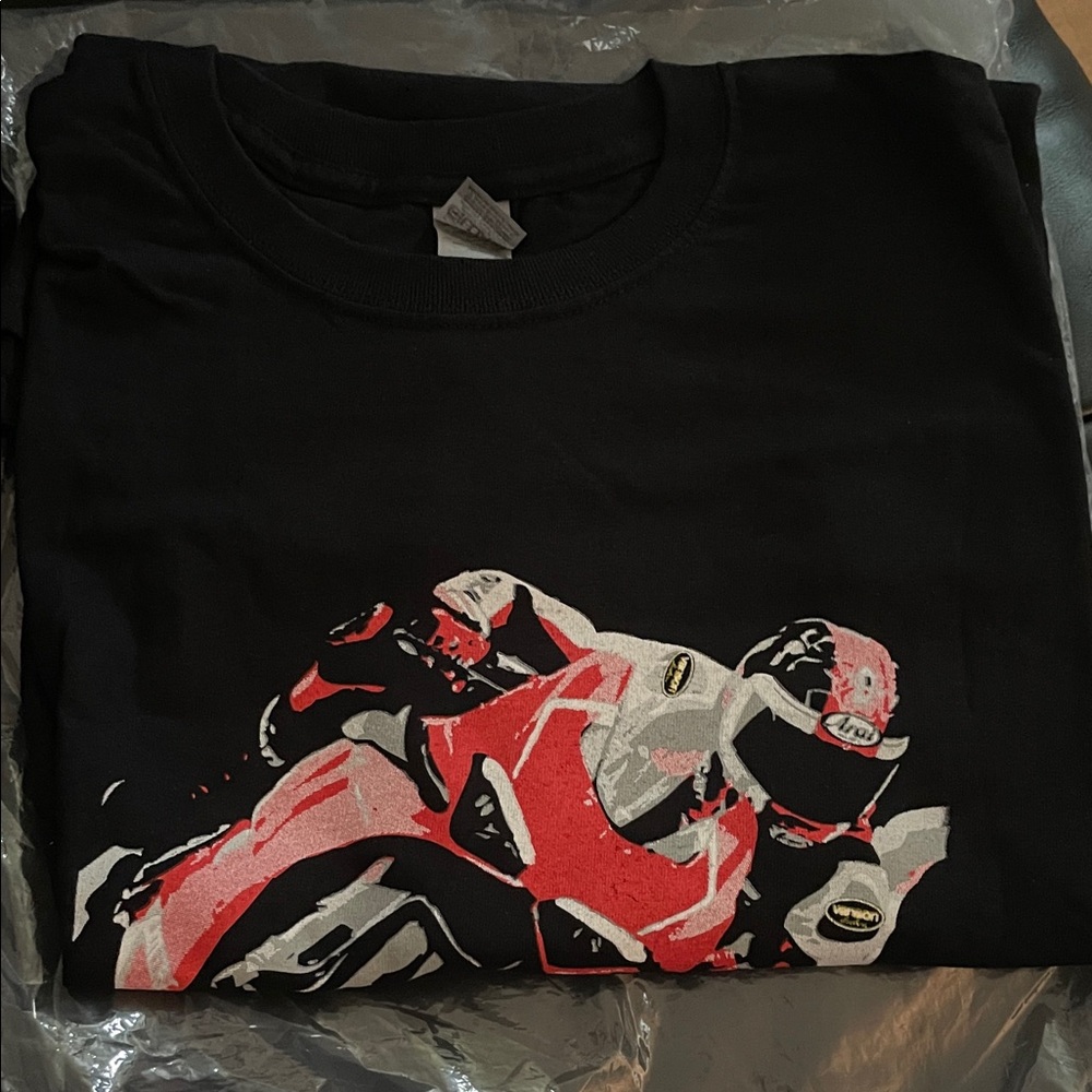 Men’s Penguin Racing School Tee size XL